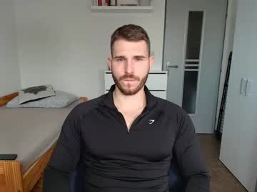 Michaelos11 Chaturbate stream image from April 04, 2026