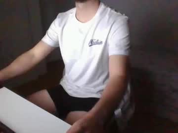 Pajaritosenelaire Chaturbate stream image from April 04, 2026