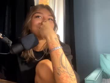 Cherrylebby Chaturbate stream image from April 04, 2026