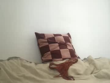 Salmonisgrey Chaturbate stream image from April 04, 2026