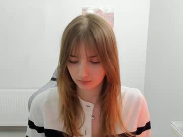 Jenniestar Chaturbate stream image from April 04, 2026