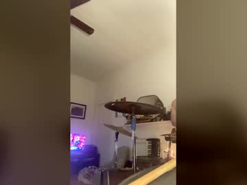 Carsonesk90 Chaturbate stream image from April 04, 2026