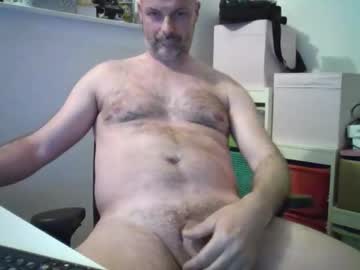 Naaktlopertjebe Chaturbate stream image from April 04, 2026