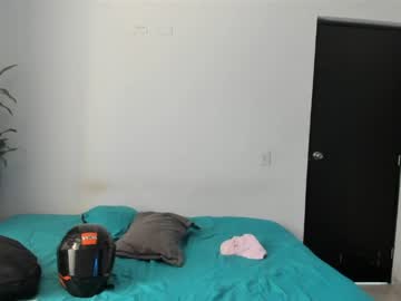Skinydoll_ Chaturbate stream image from April 04, 2026