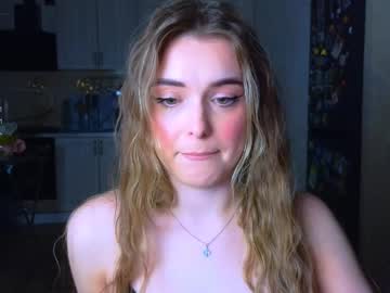Darlina_Ryan Chaturbate stream image from April 04, 2026