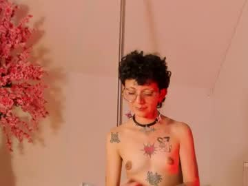 Calioperoux1 Chaturbate stream image from April 04, 2026