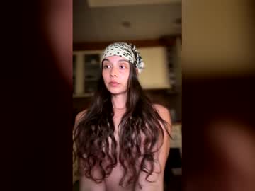 Vicahsade Chaturbate stream image from April 04, 2026