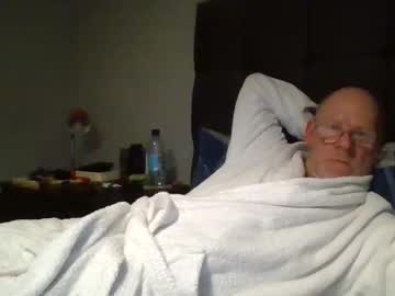 Kevlooking4sez Chaturbate stream image from April 05, 2026