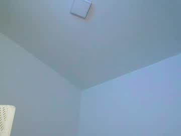 Emilylcruz Chaturbate stream image from April 05, 2026