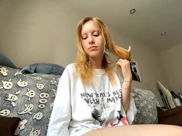 Ellissvensen Chaturbate stream image from April 05, 2026