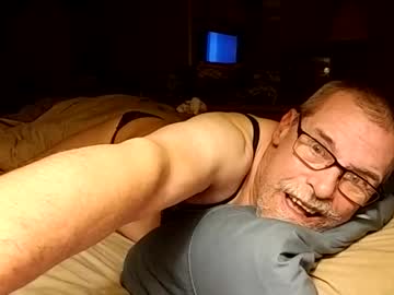 Kinkyxdresser Chaturbate stream image from April 05, 2026