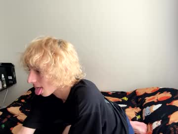 Mooncaster_ Chaturbate stream image from April 05, 2026