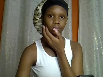 Fine_Queen12 Chaturbate stream image from April 05, 2026