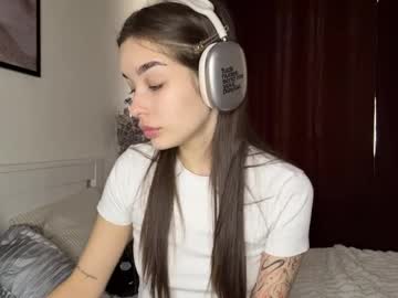 Latiaburtenshaw Chaturbate stream image from April 05, 2026