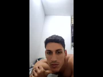 Raul240335 Chaturbate stream image from April 05, 2026