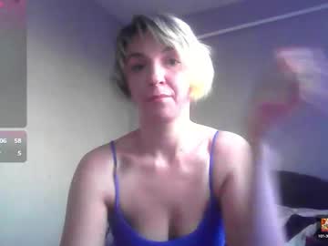 Mishelle_Blondie Chaturbate stream image from April 05, 2026