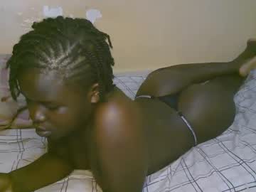 Queen_Latasha Chaturbate stream image from April 05, 2026