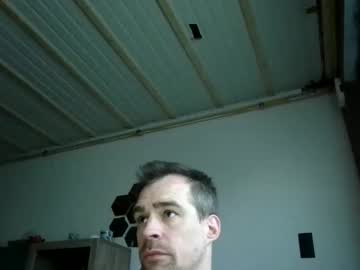 Loonelyy Chaturbate stream image from April 05, 2026