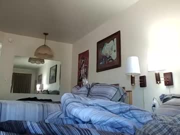 Findingmyway74 Chaturbate stream image from April 05, 2026