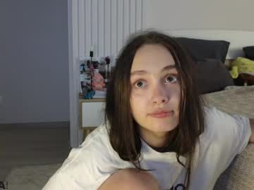 Evi_Woow Chaturbate stream image from April 05, 2026