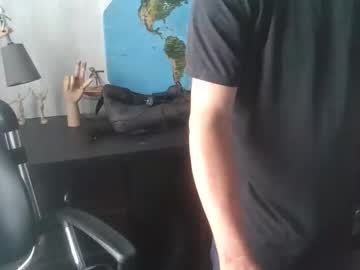 Femdomsubby Chaturbate stream image from April 06, 2026