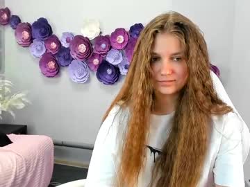 Tiny_Girl_18 Chaturbate stream image from April 06, 2026