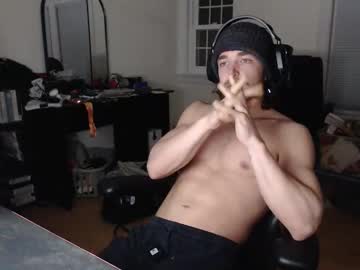 Twotwntytwo Chaturbate stream image from April 06, 2026