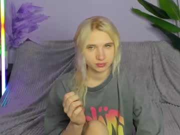 Kitty_Blondy Chaturbate stream image from April 06, 2026