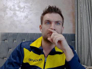 10in_Deluxe Chaturbate stream image from April 06, 2026