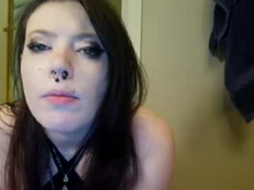Pleasantdinosaurus7537 Chaturbate stream image from April 06, 2026