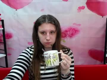Lilianashine Chaturbate stream image from April 06, 2026