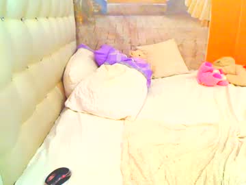Hottesa2019 Chaturbate stream image from April 06, 2026