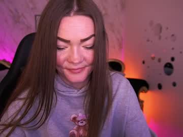 Glow_Kitten Chaturbate stream image from April 06, 2026