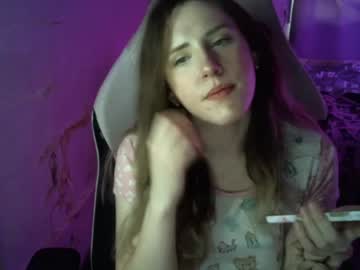 Fluxsux Chaturbate stream image from April 06, 2026