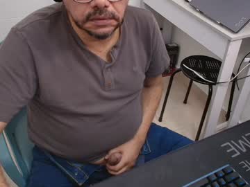 Sugarhairybear stream image from April 06, 2026