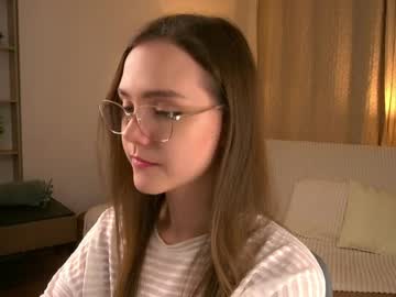 Sara_Whooops Chaturbate stream image from April 06, 2026