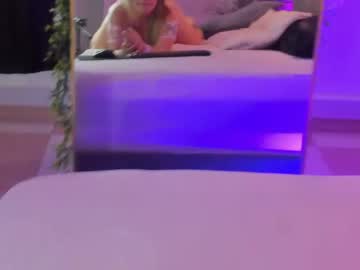 Bonny_And_Carrot Chaturbate stream image from April 06, 2026