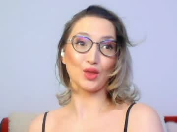 Loonyannie Chaturbate stream image from April 06, 2026