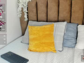 Bella13_ Chaturbate stream image from April 06, 2026