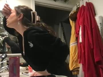 Cinnamonpeaches Chaturbate stream image from April 06, 2026