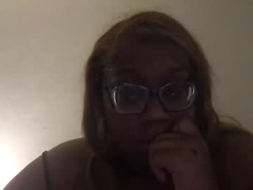 Prettypoohxo Chaturbate stream image from April 06, 2026