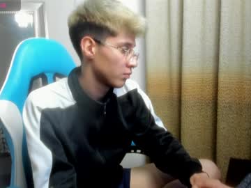 Adam_Foxs Chaturbate stream image from April 07, 2026