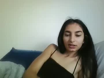 Dianneeellla Chaturbate stream image from April 07, 2026