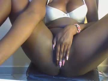 Pretty_Lucie Chaturbate stream image from April 07, 2026