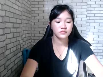 Hoelykalea Chaturbate stream image from April 07, 2026