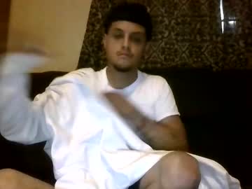 Glly444 Chaturbate stream image from April 07, 2026