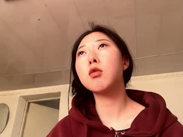 Leeannauhlenhopp Chaturbate stream image from April 07, 2026