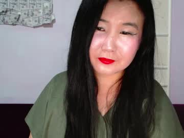 Bet_Lu Chaturbate stream image from April 07, 2026