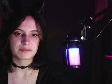 Shy_Miracle Chaturbate stream image from April 07, 2026
