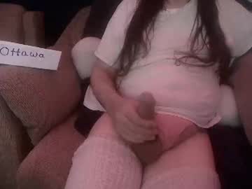 Hopps28 Chaturbate stream image from April 07, 2026